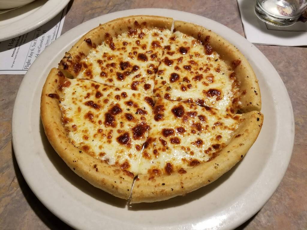 Kutztown Tavern | restaurant | 272 W Main St, Kutztown, PA 19530, USA | 6106839600 OR +1 610-683-9600