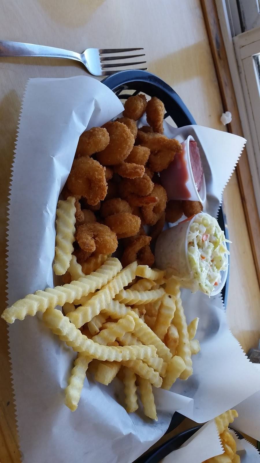 Big Daves & Hollys | restaurant | 1204 N Cody Rd, Le Claire, IA 52753, USA | 5632894070 OR +1 563-289-4070