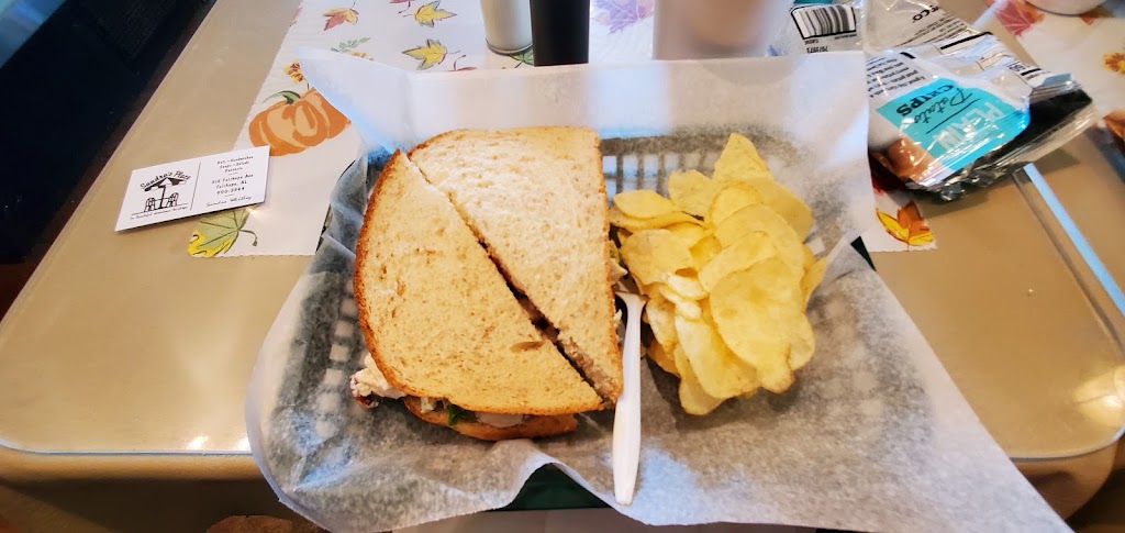 Sandras Place | restaurant | 218 Fairhope Ave, Fairhope, AL 36532, USA | 2519903344 OR +1 251-990-3344