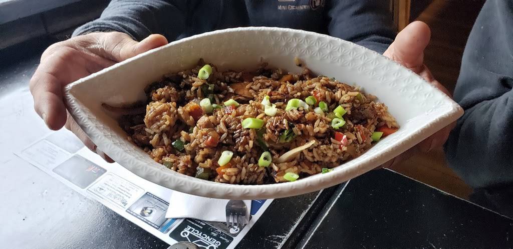 Restaurant Grole Et Hublon | restaurant | 221 Chemin de Joliette, Saint-Félix-de-Valois, QC J0K 2M0, Canada | 4508897627 OR +1 450-889-7627