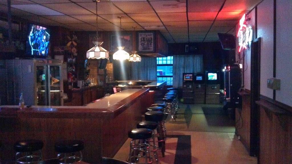Freddies Bar & Grill | restaurant | 2712 52nd St, Kenosha, WI 53140, USA | 2626544030 OR +1 262-654-4030