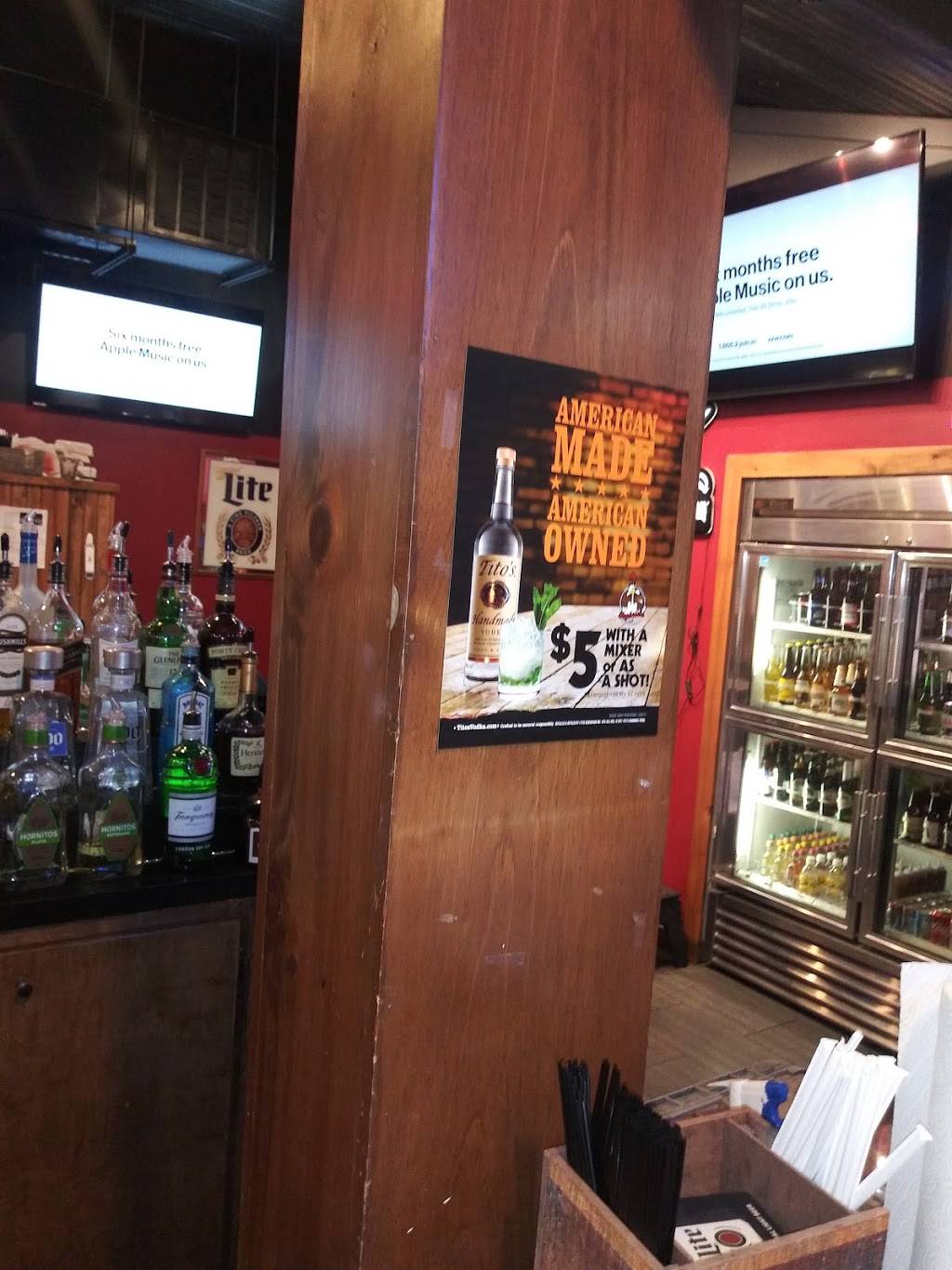 Foghorns Springdale | restaurant | 1100 48th Pl, Springdale, AR 72762, USA | 4797172020 OR +1 479-717-2020