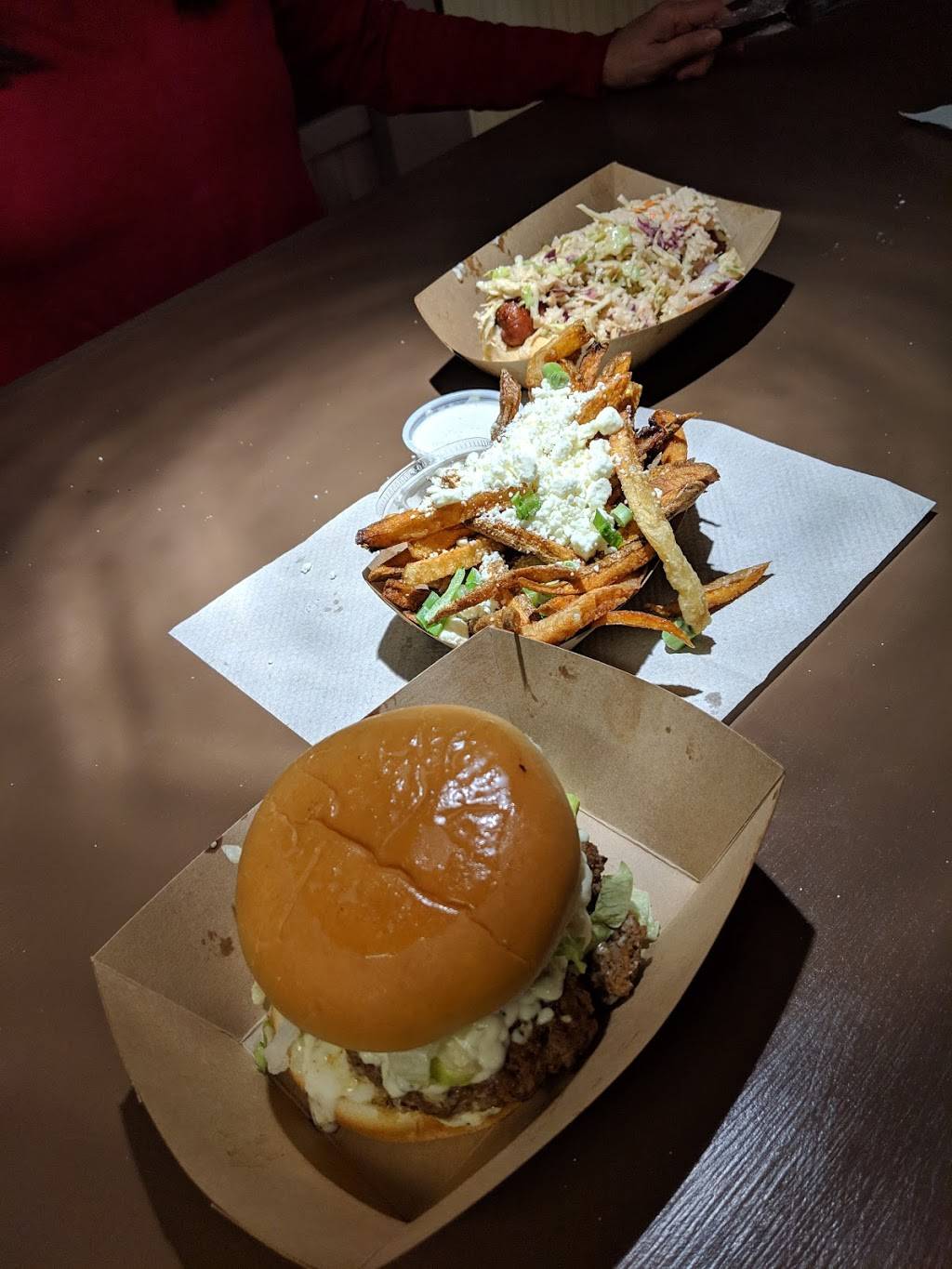 The Corner Grill | restaurant | 111 Jazie Dr Suite A, Savannah, GA 31410, USA | 9123351905 OR +1 912-335-1905