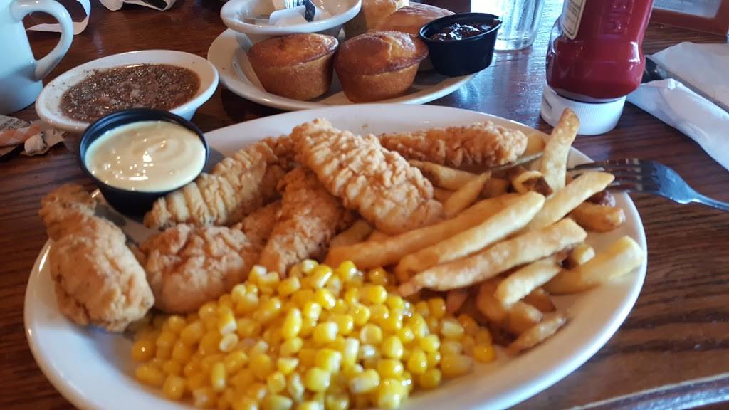 Cracker Barrel Old Country Store | restaurant | 601 E Gore Blvd, Lawton, OK 73501, USA | 5802481477 OR +1 580-248-1477