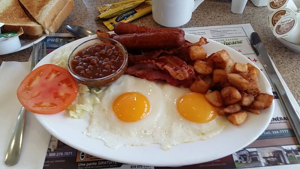 Restaurant Le Villageois (Saint-Germain-De-Grantham) | restaurant | 267 Chemin Yamaska, Saint-Germain-de-Grantham, QC J0C 1K0, Canada | 8193952034 OR +1 819-395-2034