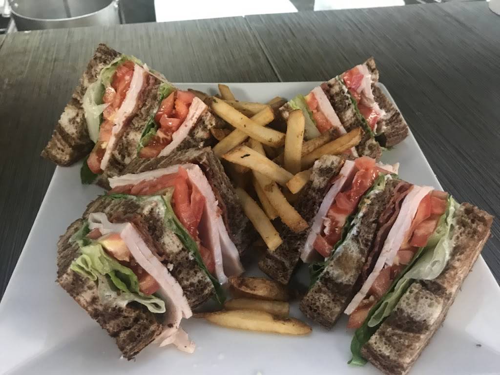 Aldas Diner | restaurant | 7550 Mission Hills Dr #102, Naples, FL 34119, USA | 2395296103 OR +1 239-529-6103