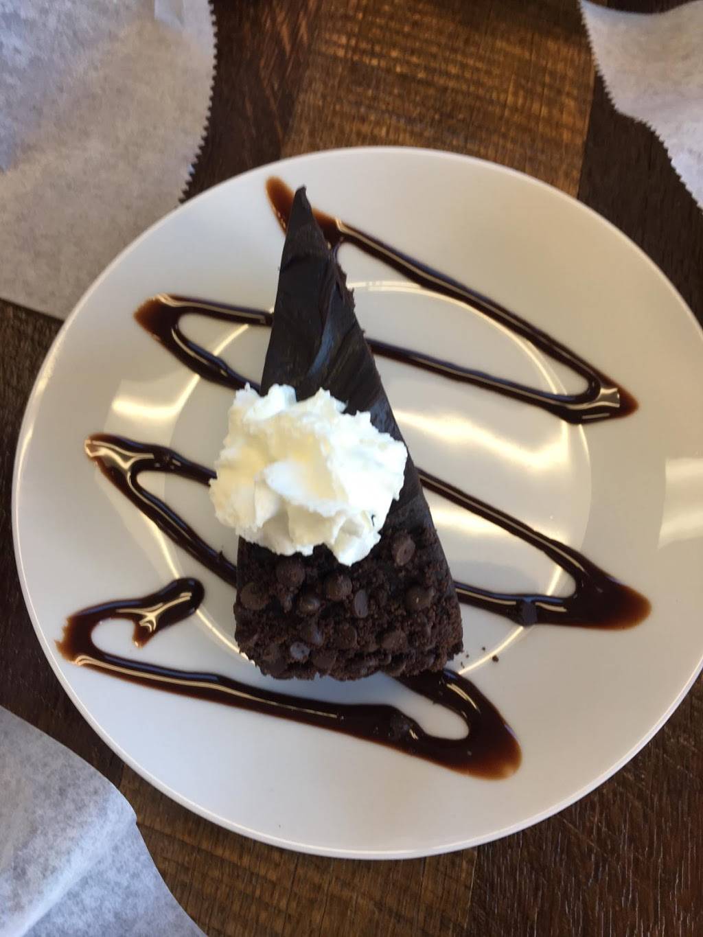 Oozie Chicken Plus | restaurant | 5624 Columbia Pike, Falls Church, VA 22041, USA | 7039983333 OR +1 703-998-3333