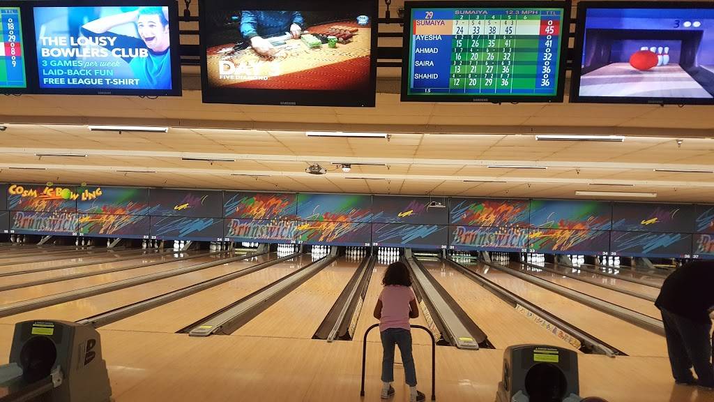 Bowlero Moreno Valley | restaurant | 24666 Sunnymead Boulevard, Moreno Valley, CA 92553, USA | 9519246008 OR +1 951-924-6008