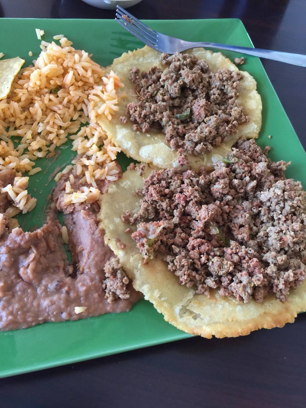 El Jalisciense Bar & Grill | restaurant | 7114 Saratoga Blvd, Corpus Christi, TX 78414, USA | 3619852020 OR +1 361-985-2020