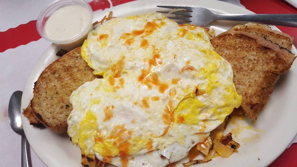 Ninas Cafe & Carousel | cafe | 1710 W Main St, Kalamazoo, MI 49006, USA | 2693736462 OR +1 269-373-6462