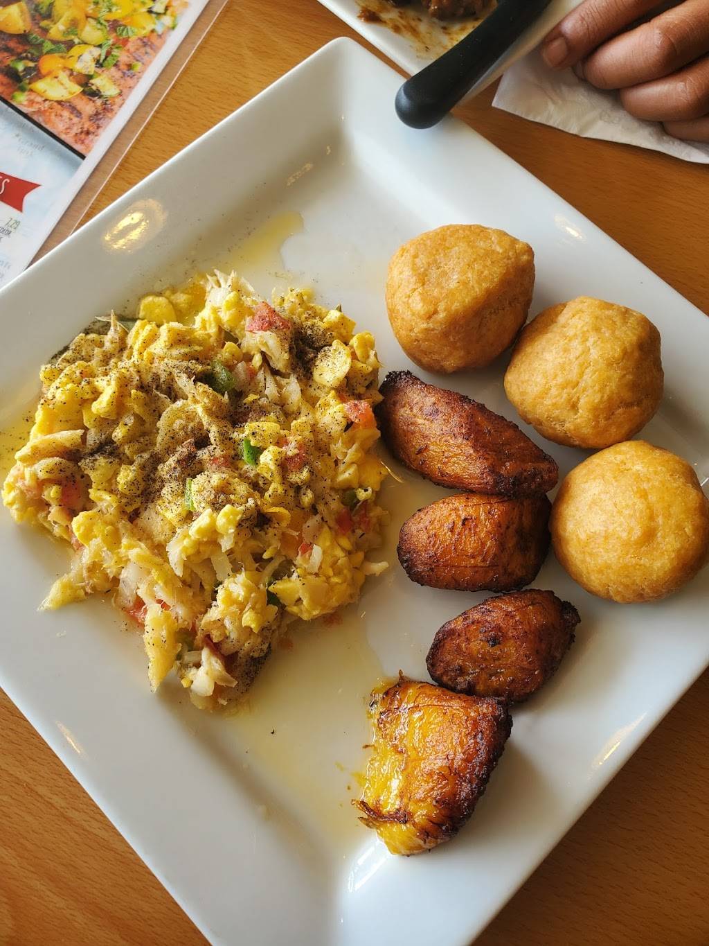 Tropix Island Fest | restaurant | 3590 N US HWY 17, 92, Lake Mary, FL 32746, USA | 4079155497 OR +1 407-915-5497