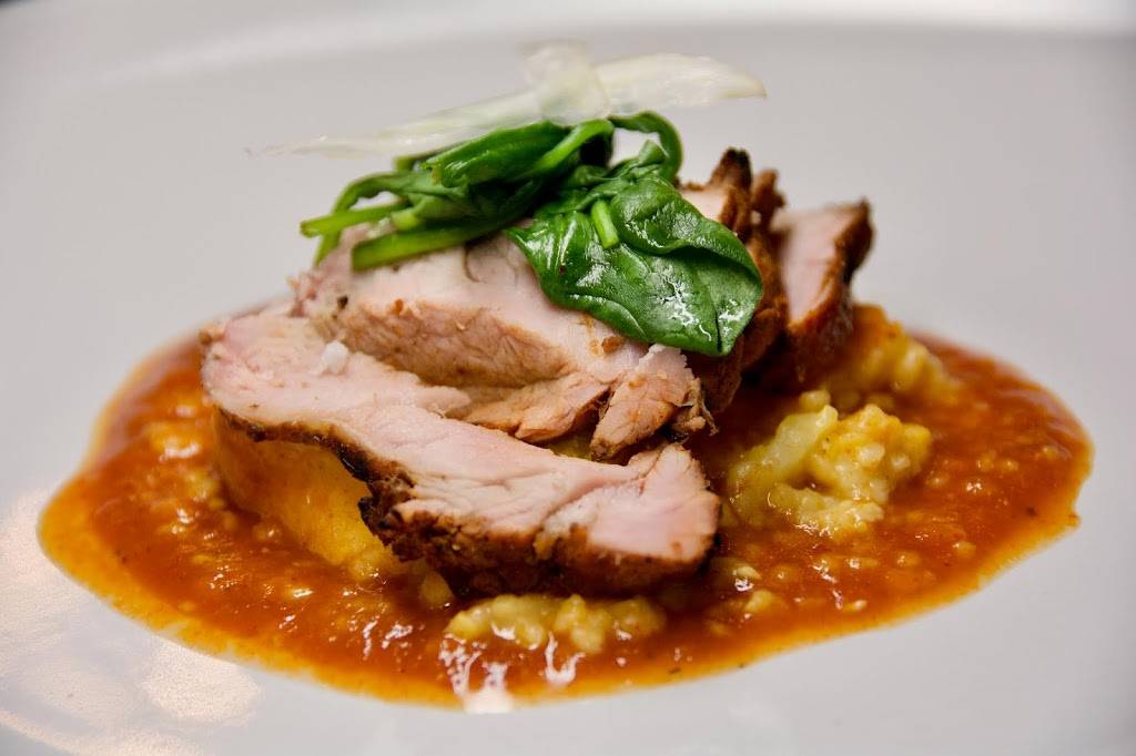 VINIA Wine & Kitchen | restaurant | 444 W New England Ave #119, Winter Park, FL 32789, USA | 4079257485 OR +1 407-925-7485