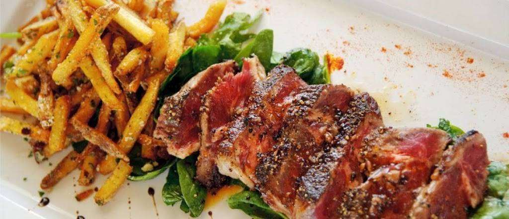 Center Square Grill | restaurant | 84 Center Square, East Longmeadow, MA 01028, USA | 4135250055 OR +1 413-525-0055