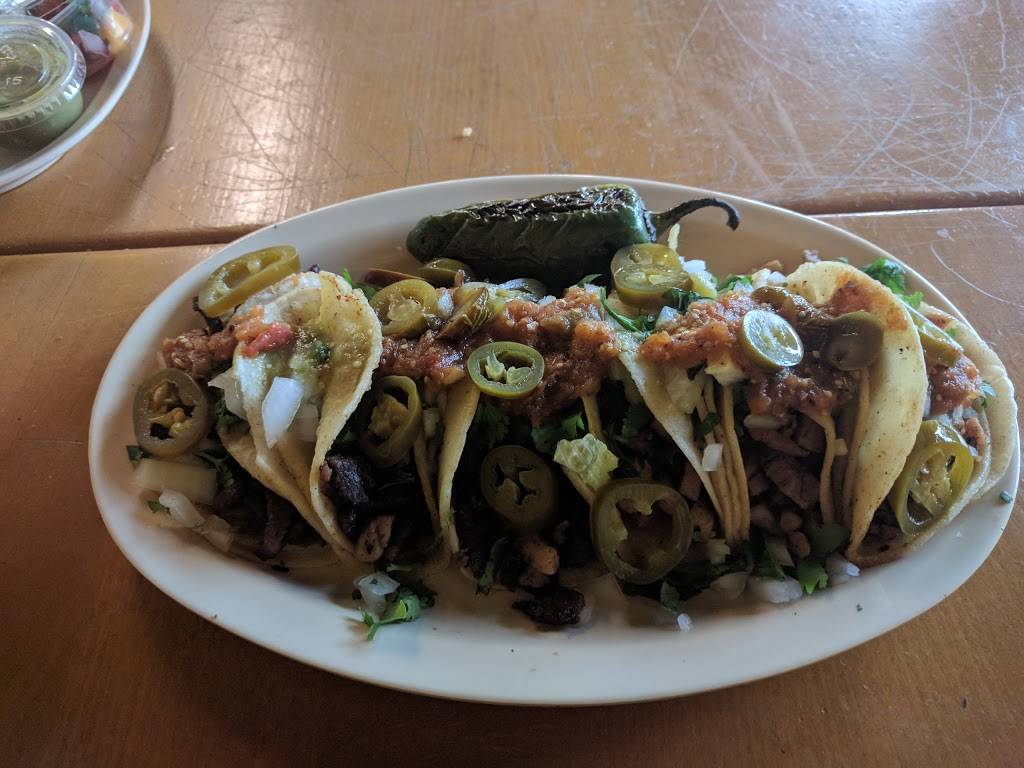 Las Chicas Fresas | restaurant | 246 S Towne Ave, Pomona, CA 91766, USA | 9094613240 OR +1 909-461-3240