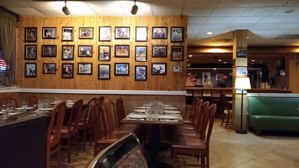 Bull Shed Bar & Grill | restaurant | 2400 Camino Del Rio Ct, Bakersfield, CA 93308, USA | 6616340720 OR +1 661-634-0720