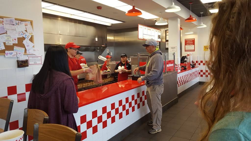 Five Guys | meal takeaway | 6134 Arlington Blvd, Falls Church, VA 22044, USA | 5713883920 OR +1 571-388-3920