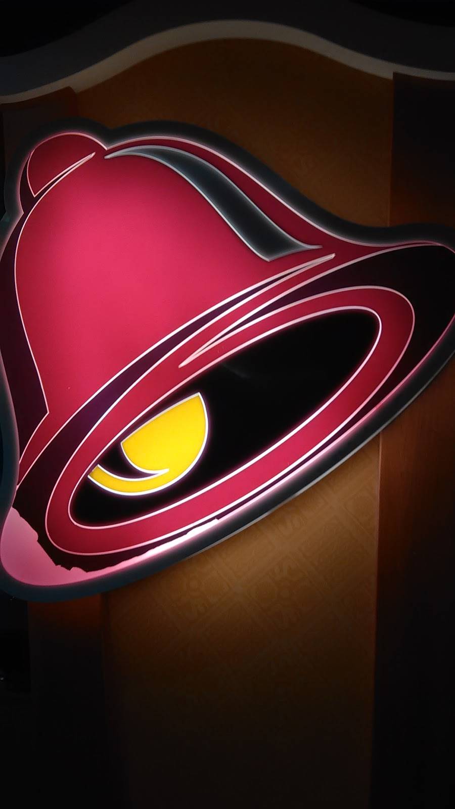 Taco Bell | restaurant | 401 Chestnut St, Terre Haute, IN 47808, USA | 8122372115 OR +1 812-237-2115