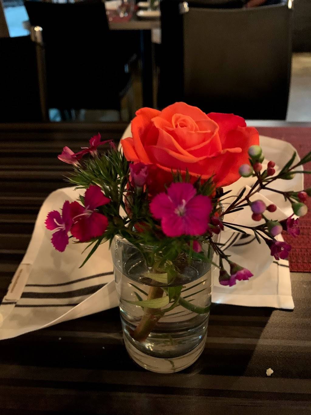 Hoof & Vine | restaurant | 7680 S Union Park Ave, Midvale, UT 84047, USA | 8015694645 OR +1 801-569-4645