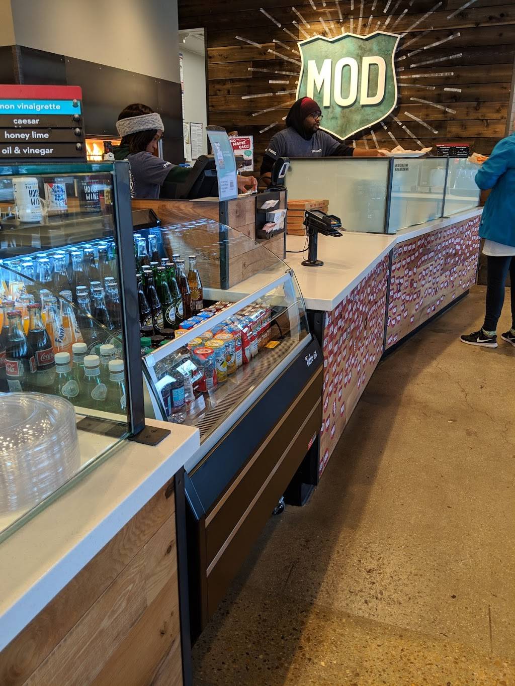 MOD Pizza | restaurant | SMOKETOWN PLAZA, 13800 Smoketown Rd, Woodbridge, VA 22192, USA | 5712600066 OR +1 571-260-0066