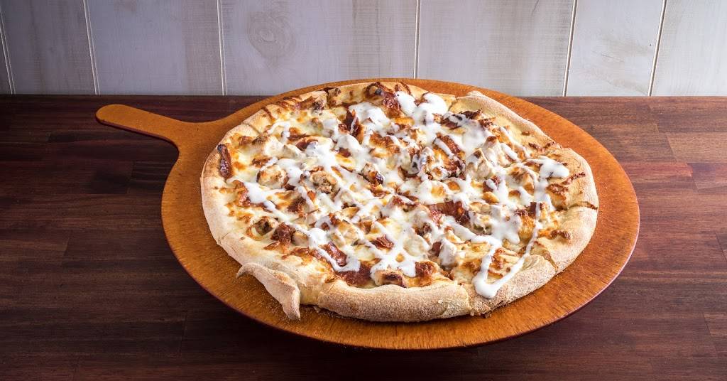 Fratellis Corner Crust Pizzeria | restaurant | 377 John Fitch Hwy, Fitchburg, MA 01420, USA | 5087992500 OR +1 508-799-2500