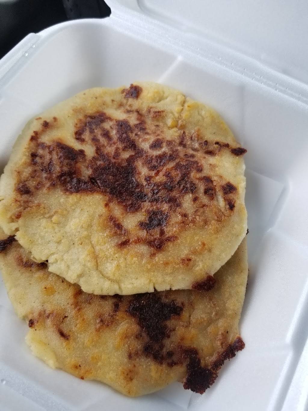 Carretas pupuseria y taqueria | restaurant | 1504 E Main Ave, Puyallup, WA 98372, USA | 2064765997 OR +1 206-476-5997