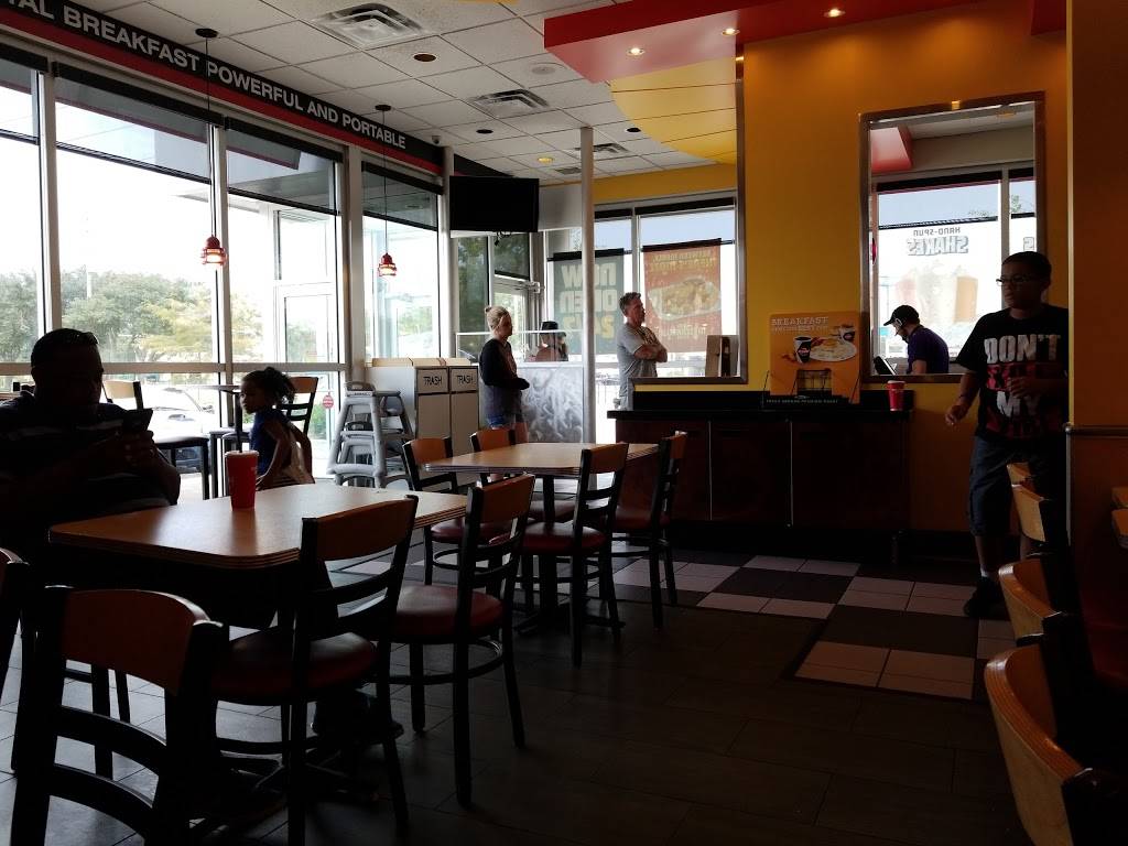 Krystal | restaurant | 2370 FL-16, St. Augustine, FL 32084, USA | 9048271168 OR +1 904-827-1168