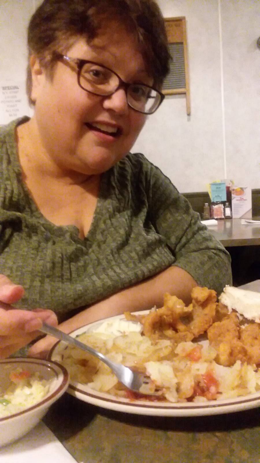 OGraydees Restaurant | restaurant | 2145 W Vienna Rd, Clio, MI 48420, USA | 8106873290 OR +1 810-687-3290