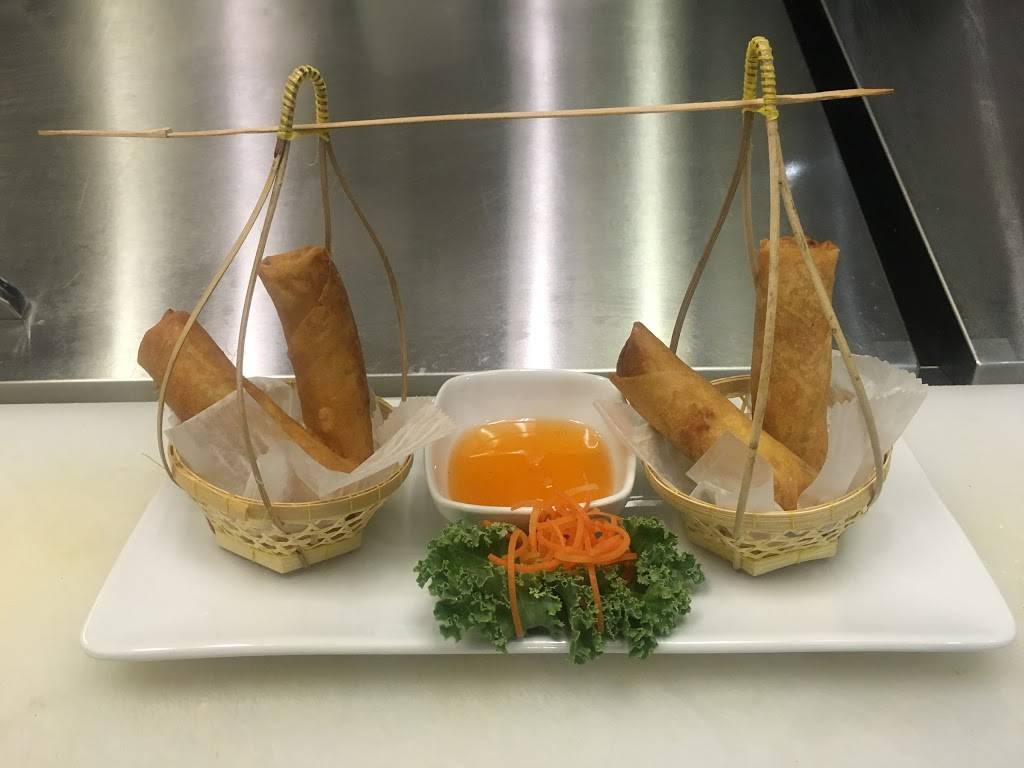 Aticha Thai Cuisine | restaurant | 1430 High St, Williamsburg, VA 23185, USA | 7573783773 OR +1 757-378-3773