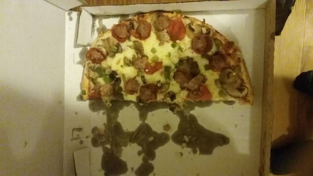 Bianchis Pizza | restaurant | 217 E Norris Dr, Ottawa, IL 61350, USA | 8154346887 OR +1 815-434-6887