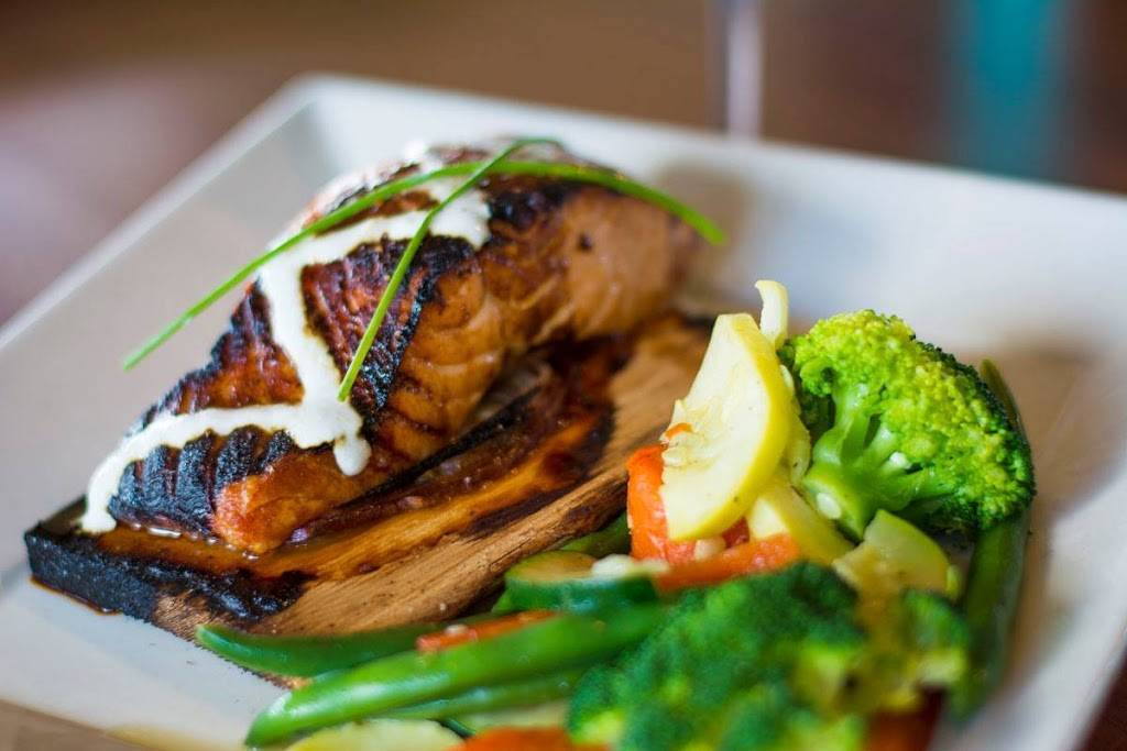 Hefner Grill | restaurant | 9201 Lake Hefner Pkwy, Oklahoma City, OK 73120, USA | 4057486113 OR +1 405-748-6113