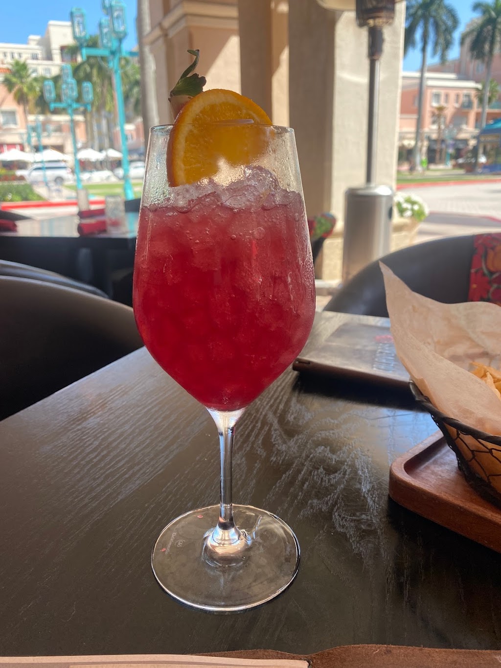 Calaveras Cantina | restaurant | 409 Plaza Real, Boca Raton, FL 33432, USA | 5615762132 OR +1 561-576-2132