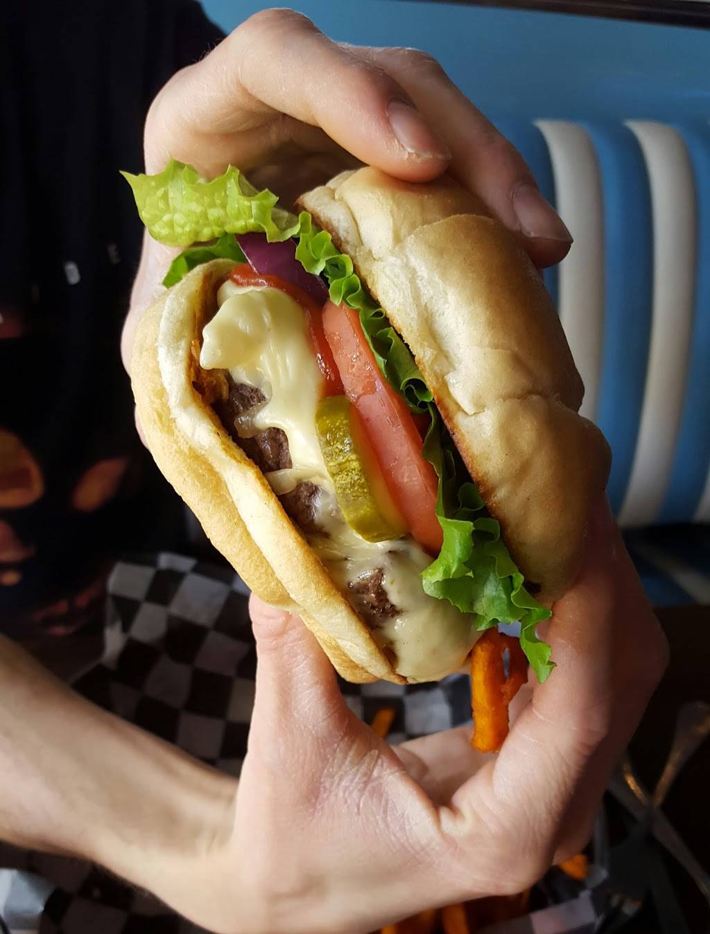 Jakes Texas Tea House | restaurant | 613 Austin Ave, Waco, TX 76701, USA | 2547562522 OR +1 254-756-2522