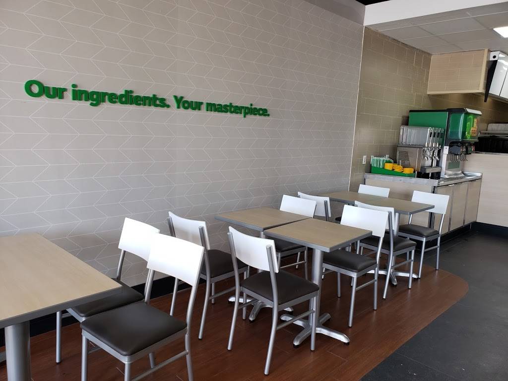 Subway | restaurant | 9569 S Main St Unit 110, Houston, TX 77025, USA | 8327671216 OR +1 832-767-1216