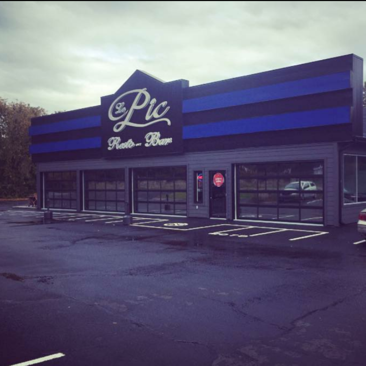 Resto-Bar Le Pic | restaurant | 2035 Route du Carrefour, Val-des-Monts, QC J8N 5B5, Canada | 8196717272 OR +1 819-671-7272