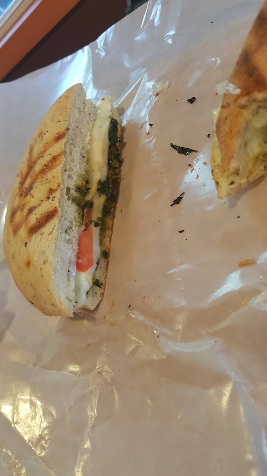 Harvest Moon Deli | meal takeaway | 18 Mill St, Orono, ME 04473, USA | 2078663354 OR +1 207-866-3354