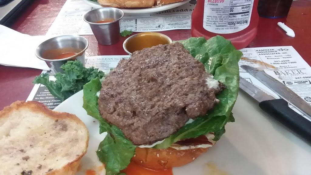 The Peppermill Restaurant | restaurant | 171 Washington St, Limerick, ME 04048, USA | 2077932500 OR +1 207-793-2500