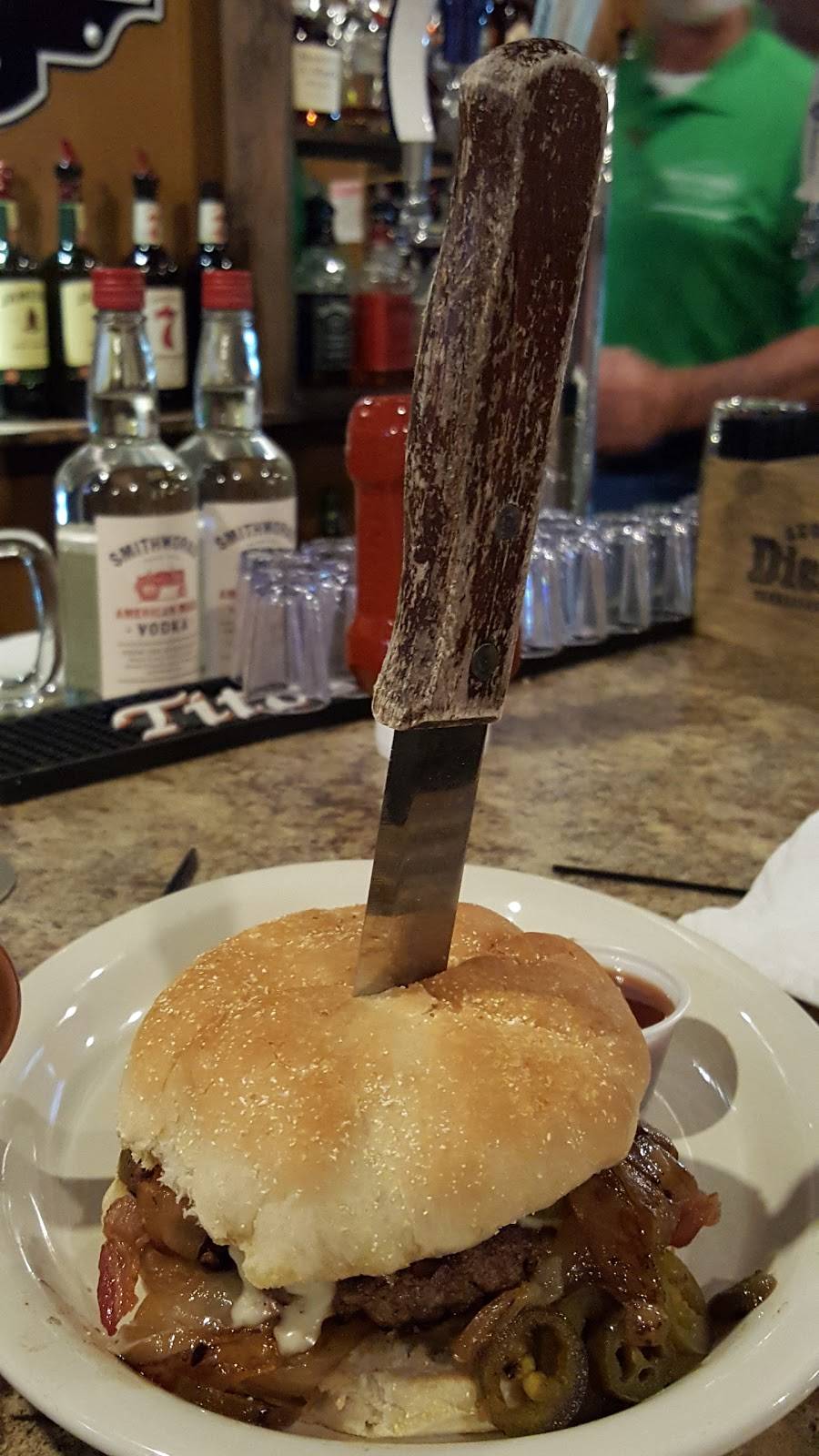 Waynes Grill | restaurant | 1033 E Main St, Livingston, TN 38570, USA | 9318234964 OR +1 931-823-4964