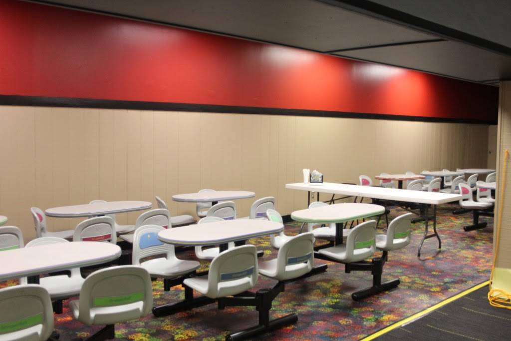 World of Sports | restaurant | 2030 Bill Tuck Hwy, South Boston, VA 24592, USA | 4345722695 OR +1 434-572-2695