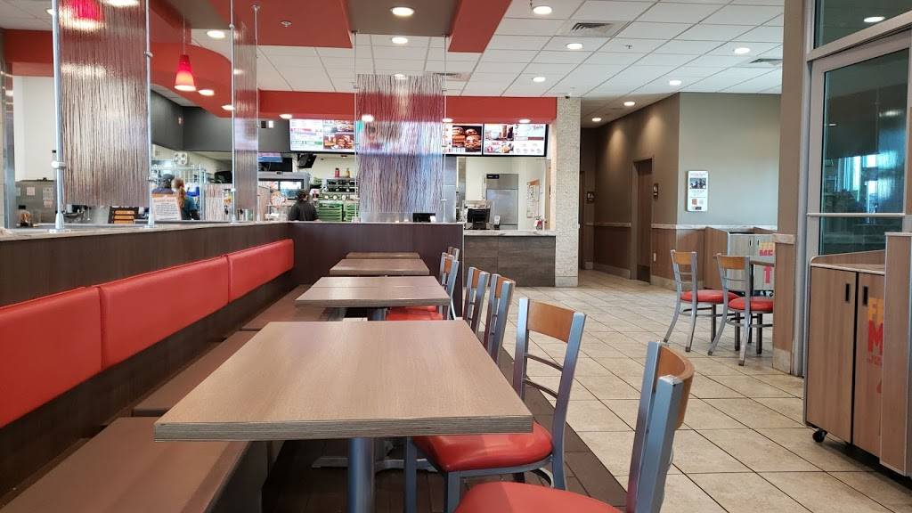 Burger King | restaurant | 10200 E Golf Links Rd, Tucson, AZ 85730, USA | 5202572671 OR +1 520-257-2671
