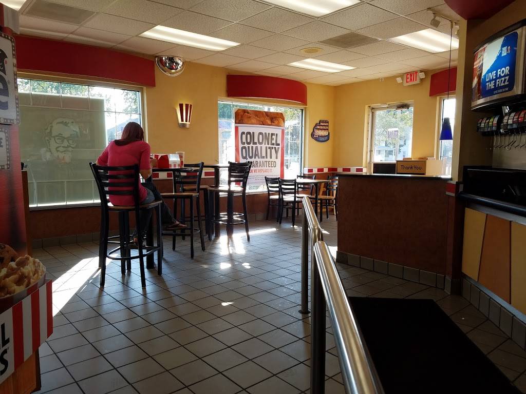 KFC | restaurant | 200 Richmond St, Painesville, OH 44077, USA | 4403522000 OR +1 440-352-2000