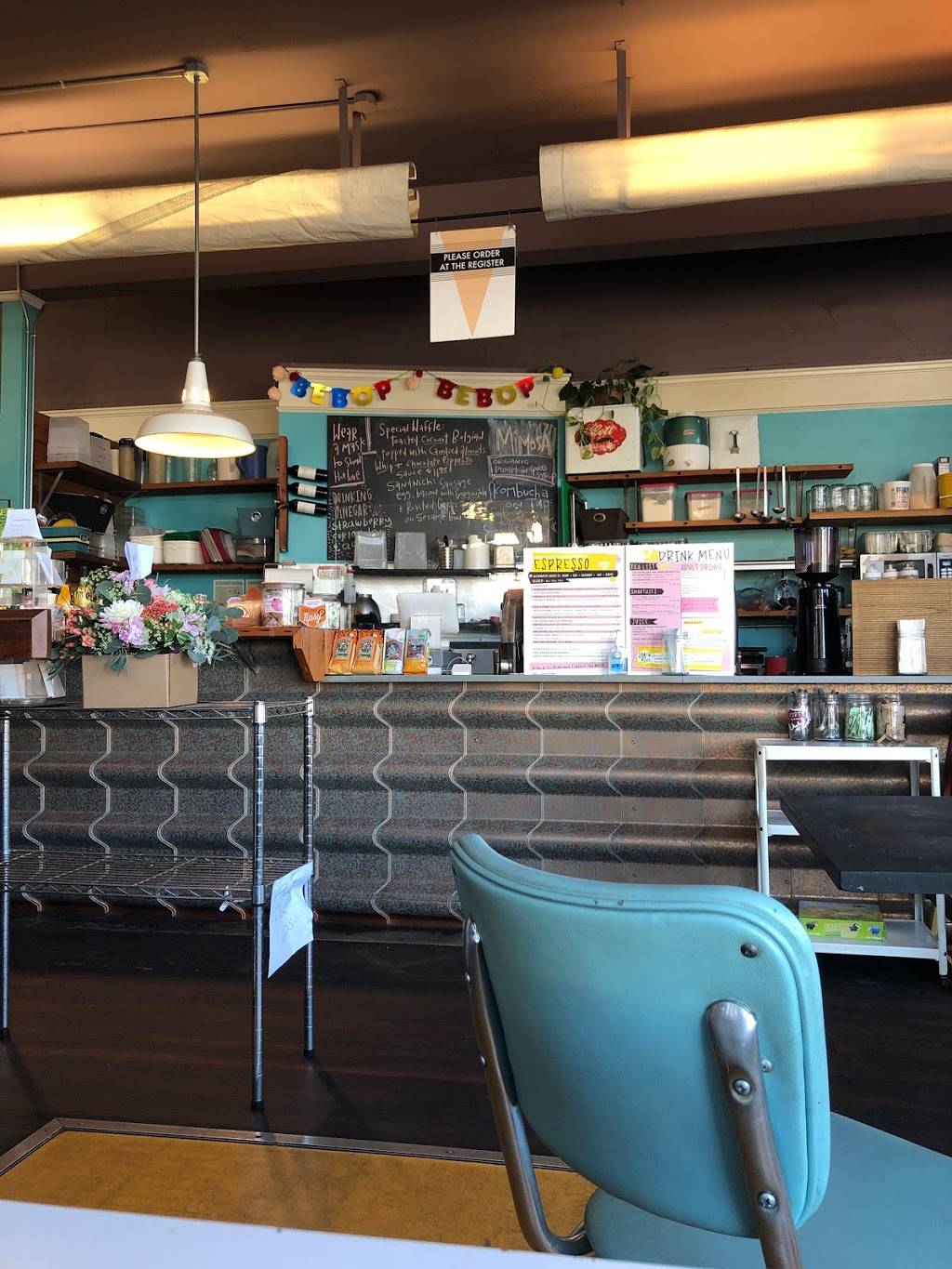 Bebop Waffle Shop | restaurant | 2600 California Ave SW, Seattle, WA 98116, USA | 2063057182 OR +1 206-305-7182