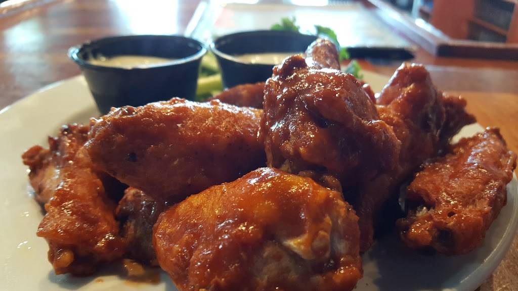 Dogwood Restaurant | restaurant | 10 Centre Ct, Palmyra, VA 22963, USA | 4345891155 OR +1 434-589-1155