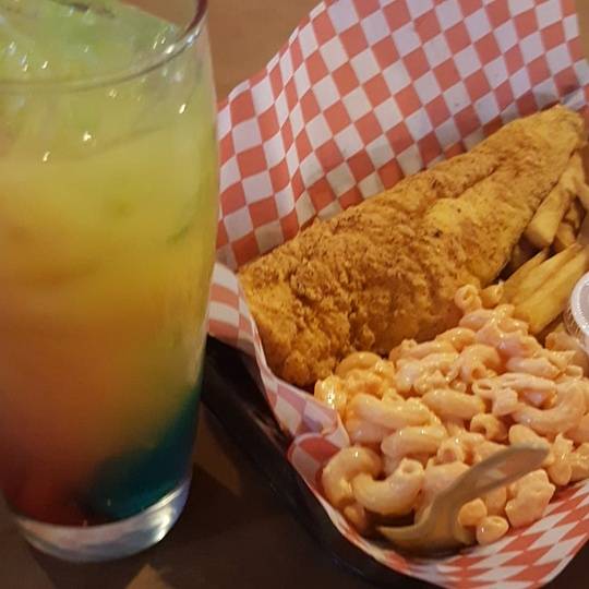 Kandiss Food & Drink | restaurant | 701 Lake Ave, Rochester, NY 14613, USA | 5854916212 OR +1 585-491-6212