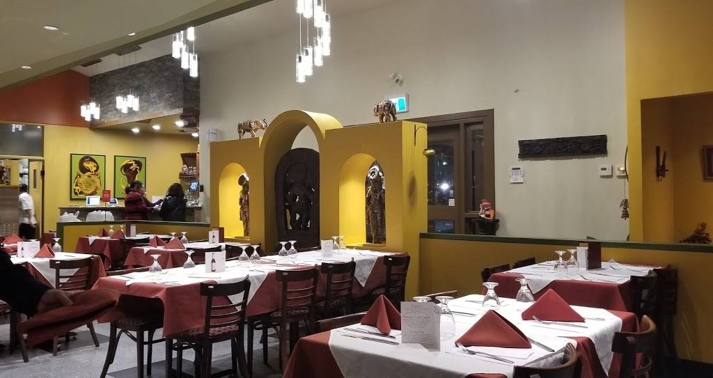Host India | restaurant | 622 Montreal Rd, Ottawa, ON K1K 0T6, Canada | 6137464678 OR +1 613-746-4678