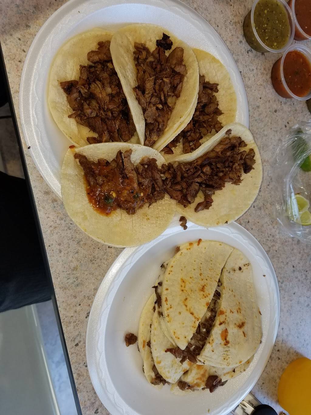 Tacos Los Carnales | restaurant | 4770 W Mission Blvd, Ontario, CA 91762, USA | 9096131016 OR +1 909-613-1016