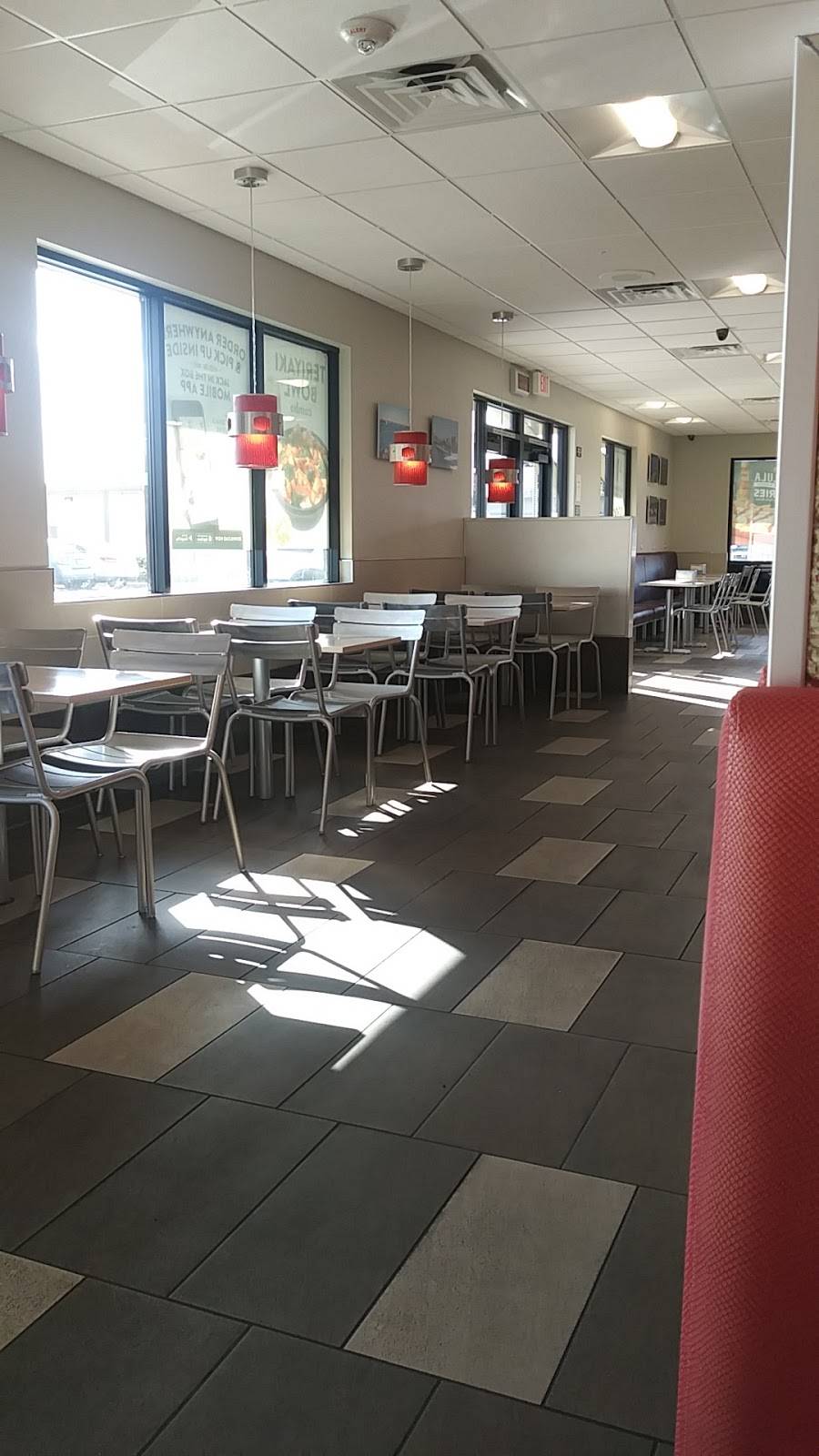 Jack in the Box | restaurant | 3238 Guadalcanal Rd Bldg #33, Coronado, CA 92118, USA | 6194377179 OR +1 619-437-7179