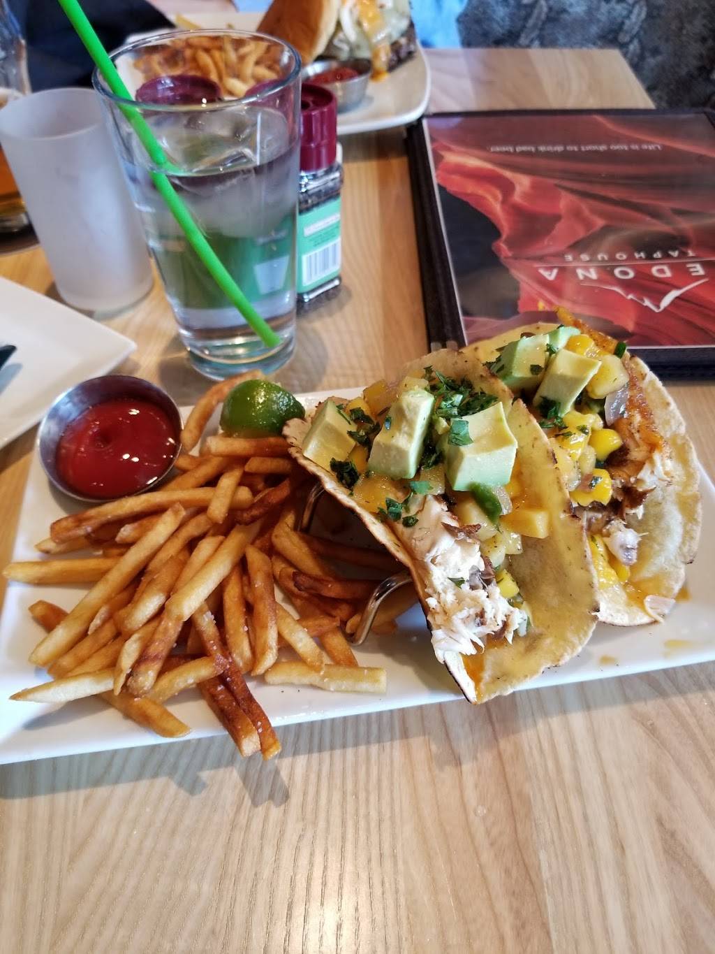 Sedona Taphouse | restaurant | 131 Bridge St #5, Phoenixville, PA 19460, USA | 4843025714 OR +1 484-302-5714