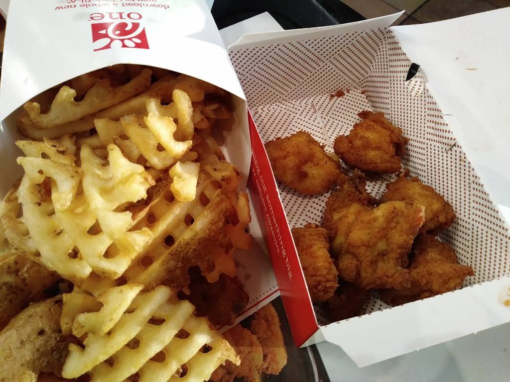 Chick-fil-A | restaurant | 121 Highway 332 W, # A, Lake Jackson, TX 77566, USA | 9792972595 OR +1 979-297-2595