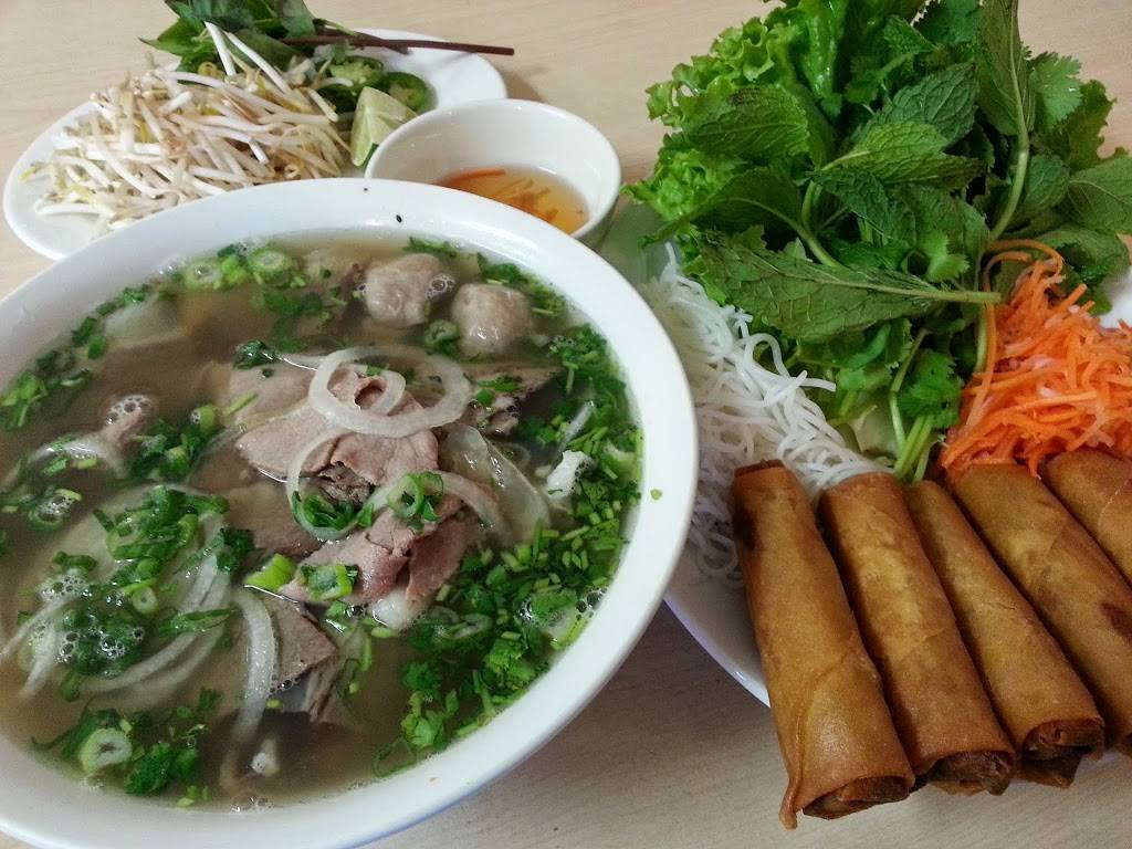 Pho Super Bowl | restaurant | 1300 E Main St #105, Alhambra, CA 91801, USA | 6262937018 OR +1 626-293-7018