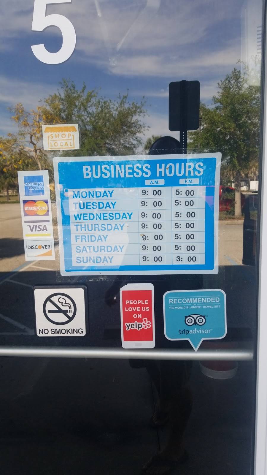 Placida Fish Market | restaurant | 41 Chailett Rd, Rotonda West, FL 33947, USA | 9416976666 OR +1 941-697-6666